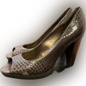 Nine West Shoes | Nine West Brown Snakeskin Heels | Color: Brown | Size: 6